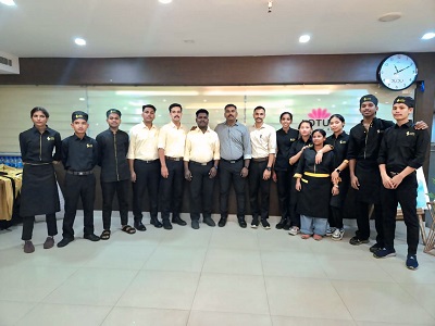 F&B SERVICE
